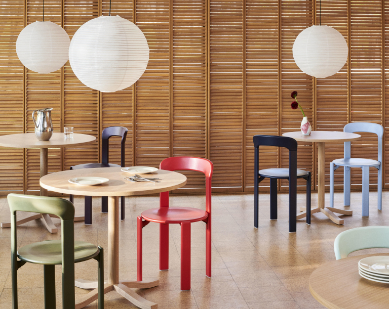 Hay Pastis eettafel 90 walnut