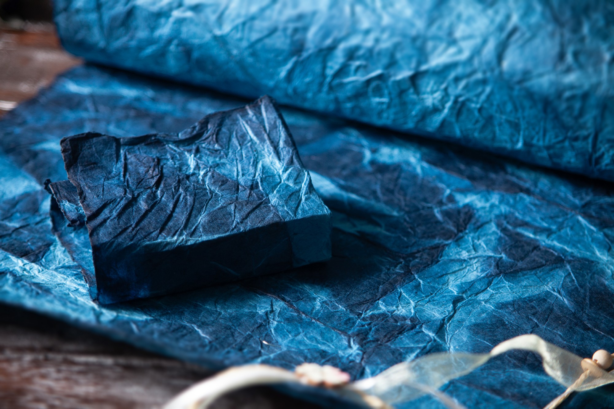 Geschenkpapier 'Wasser', blau, T 76 cm, B 50 cm günstig bestellen