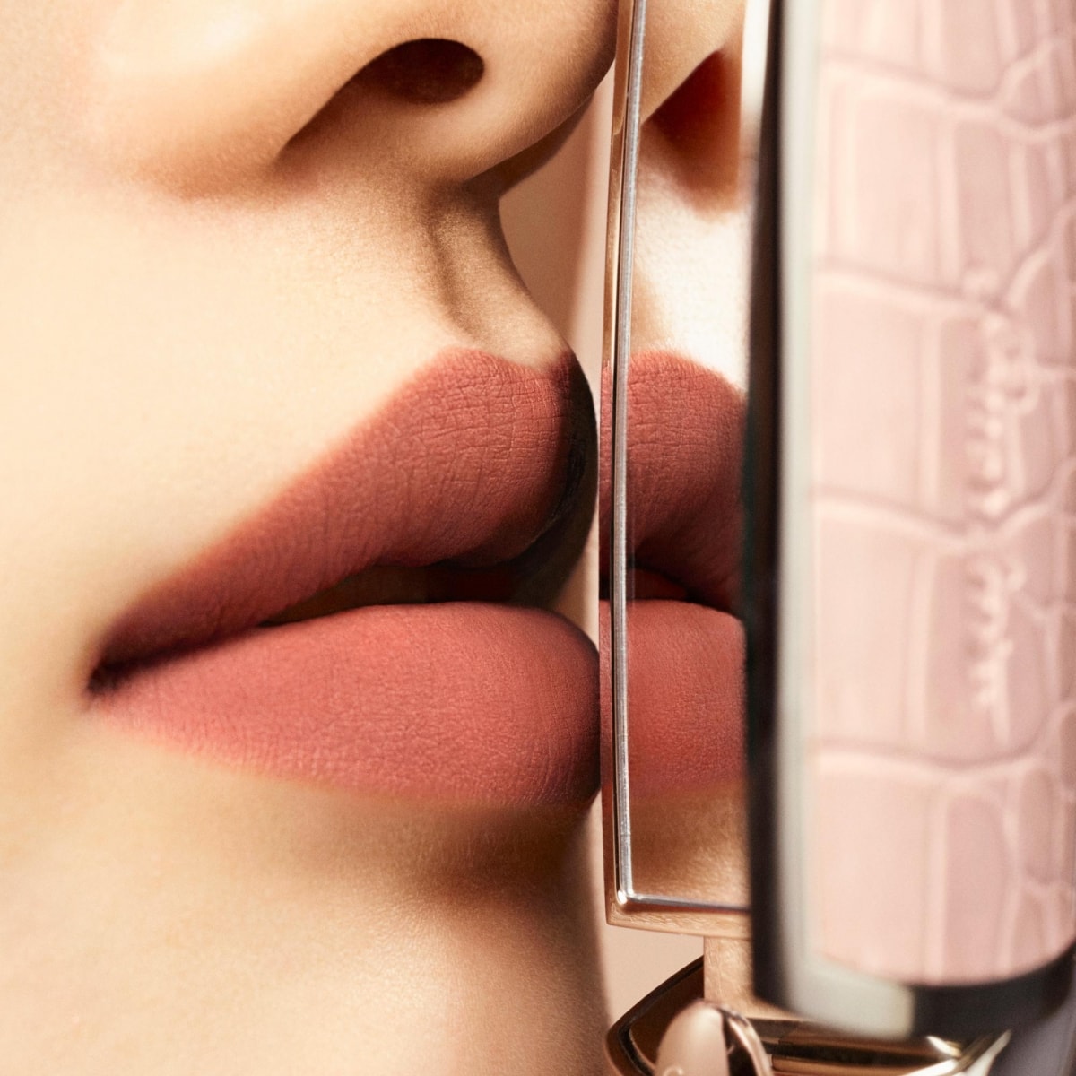 Rouge G de Guerlain Rouge G de Guerlain Rouge à Lèvres Personnalisable - Édition Limitée Naturally