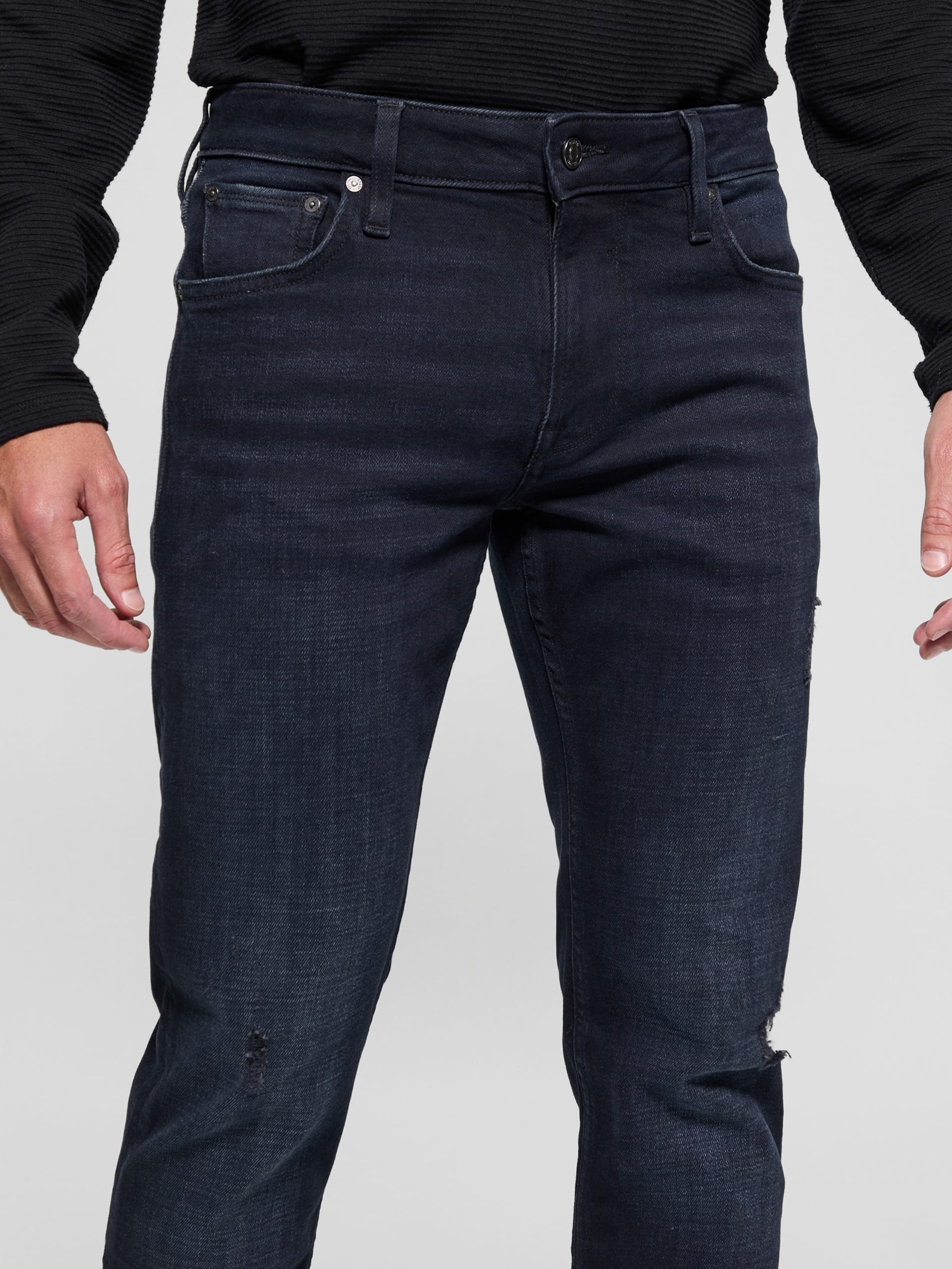 Calça jeans Eco Finnley com efeito desgastado e corte afunilado