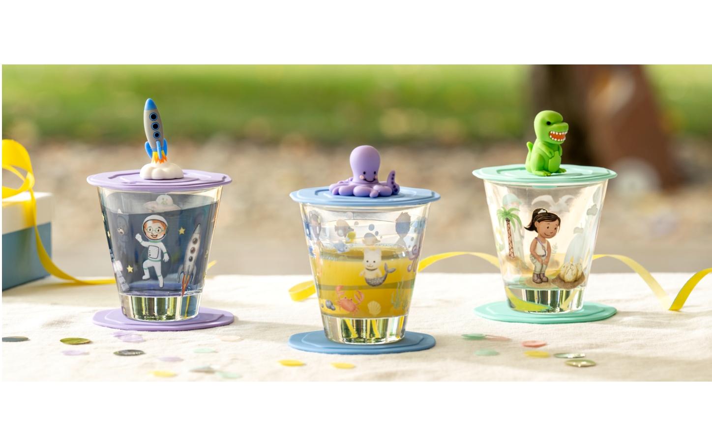 Kindertrinkglas Avventura 215 ml, 3-teilig, WeltallTrinkglas für Kinder mit Deckel und Untersetzer