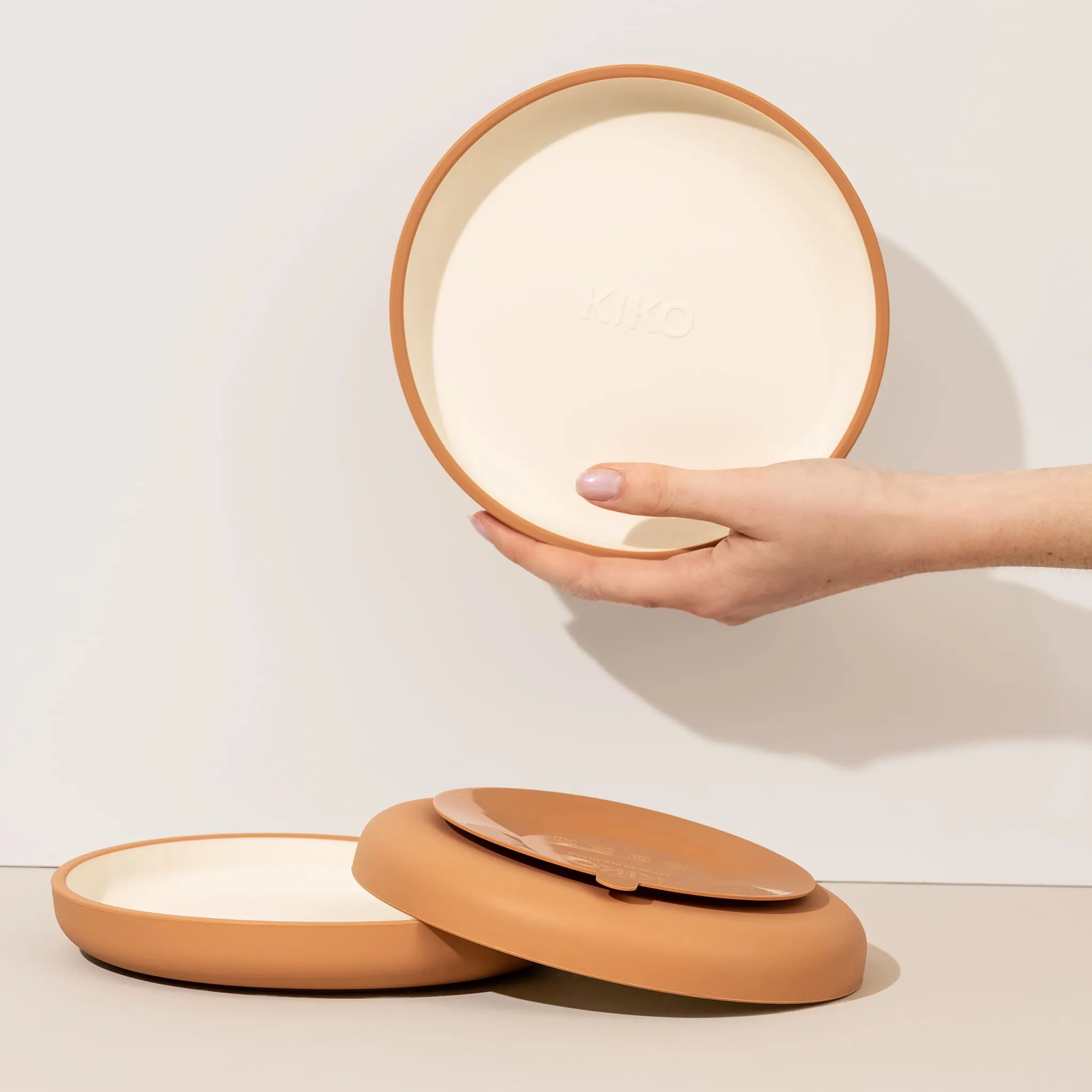 Kiko The Label Assiette à Ventouse en Silicone - Tan