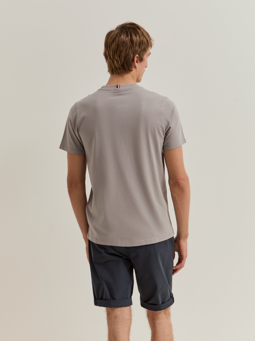 T-shirt básica de algodão