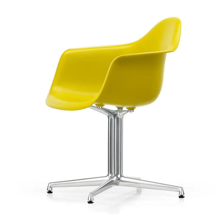 Vitra - Eames Plastic Armchair DAL RE, poliert / senf (Filzgleiter basic dark)
