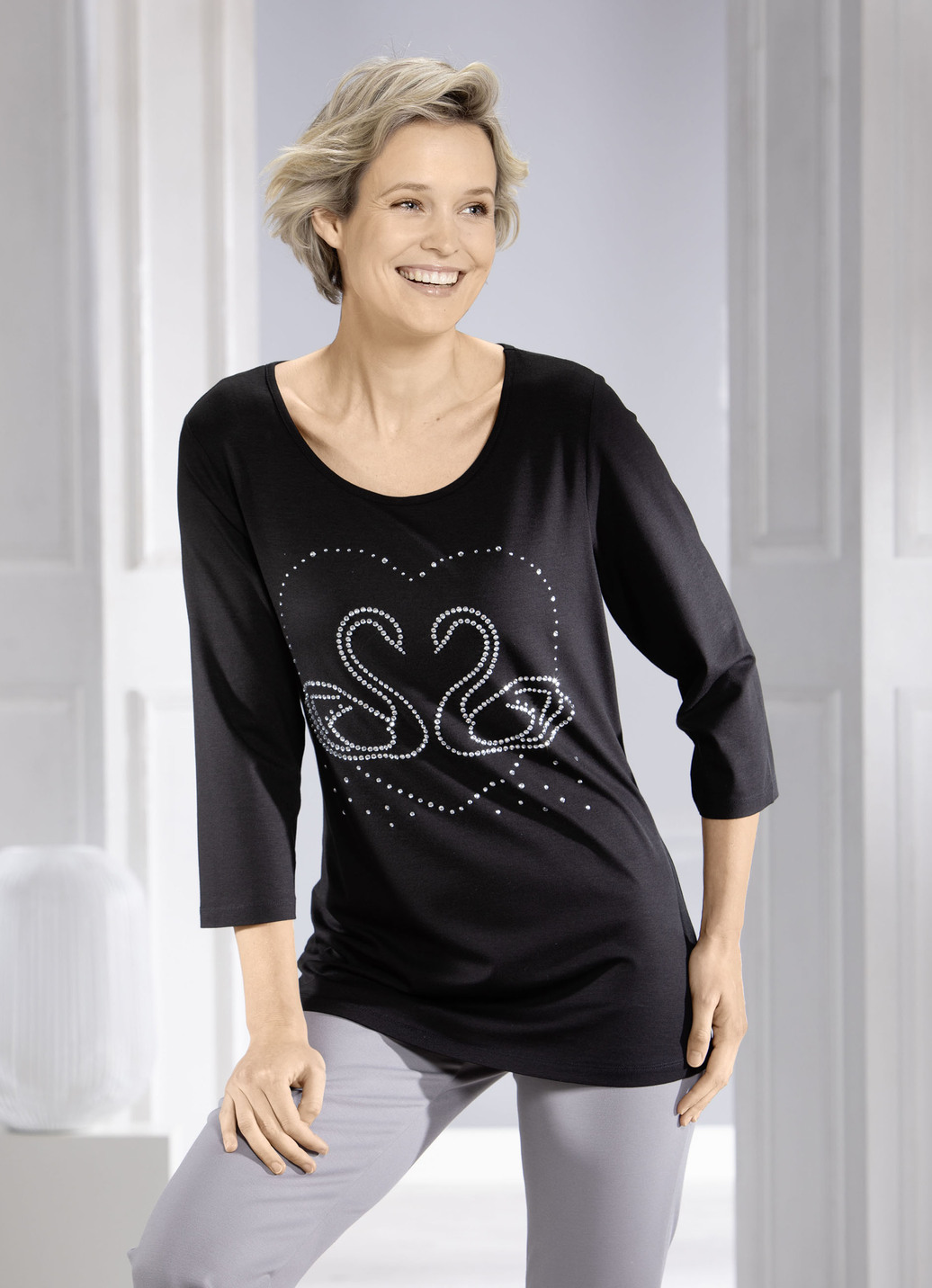 Shirt mit edler Strasszier in 2 Farben