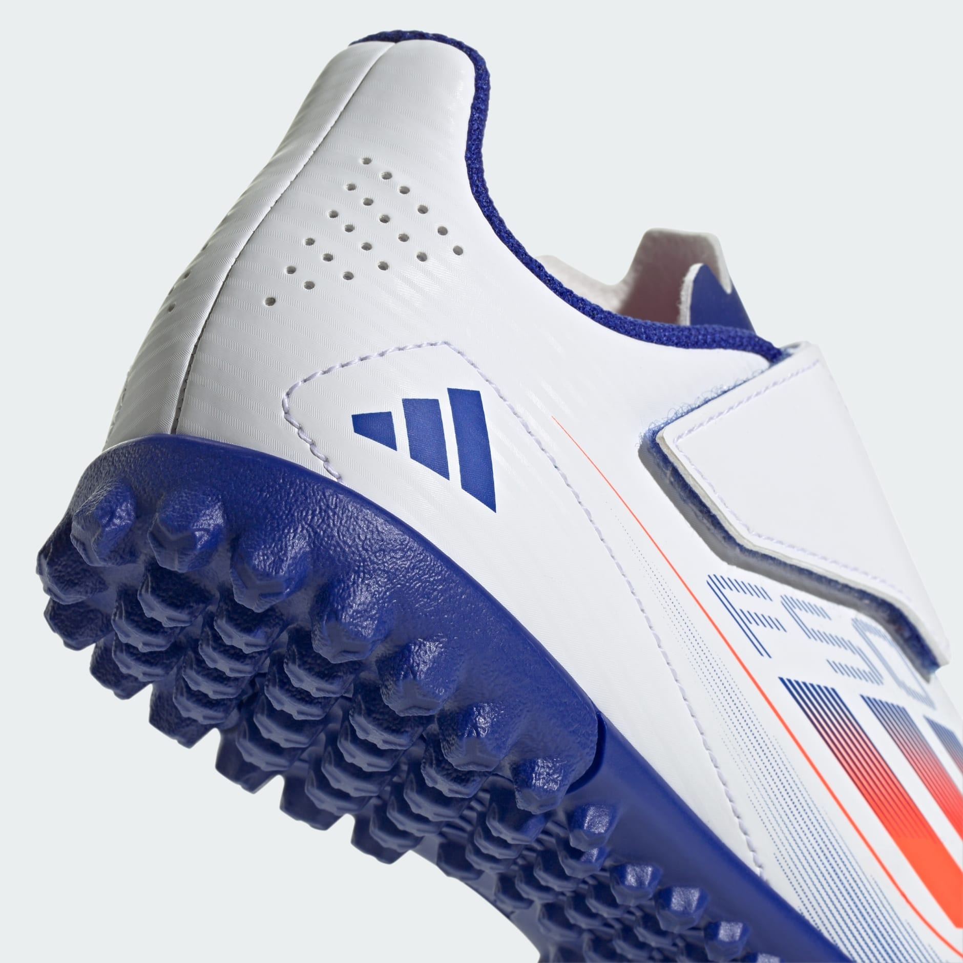 F50 Club Velcro TF Junior Cloud White/Solar Red/Lucid Blue