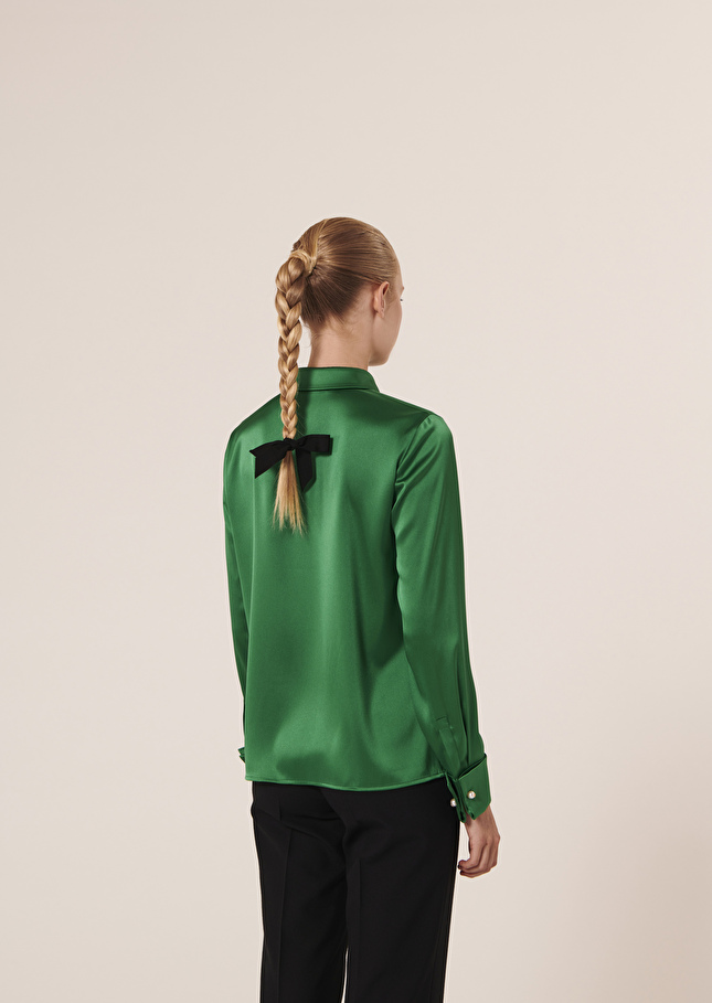 Chemise Cynthiavert émeraude en satin fluide