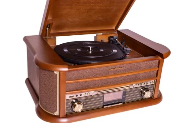 Soundmaster NR565DAB, Træ, 33,45,78 rpm, Dreje, DAB , FM, CD, CD-RW, Program, Tilfældig, Gentag