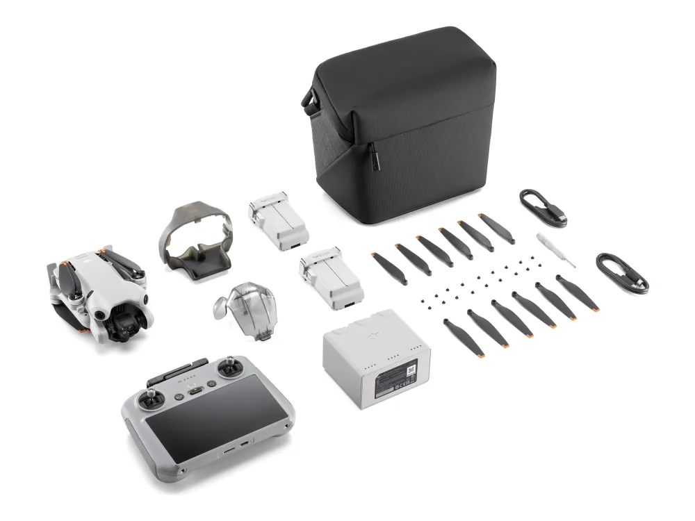 DJI Mini 4 Pro Fly More Combo - Drone - USB