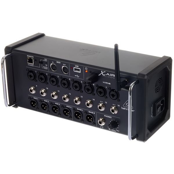 Behringer X Air XR16 Hands On Bundle