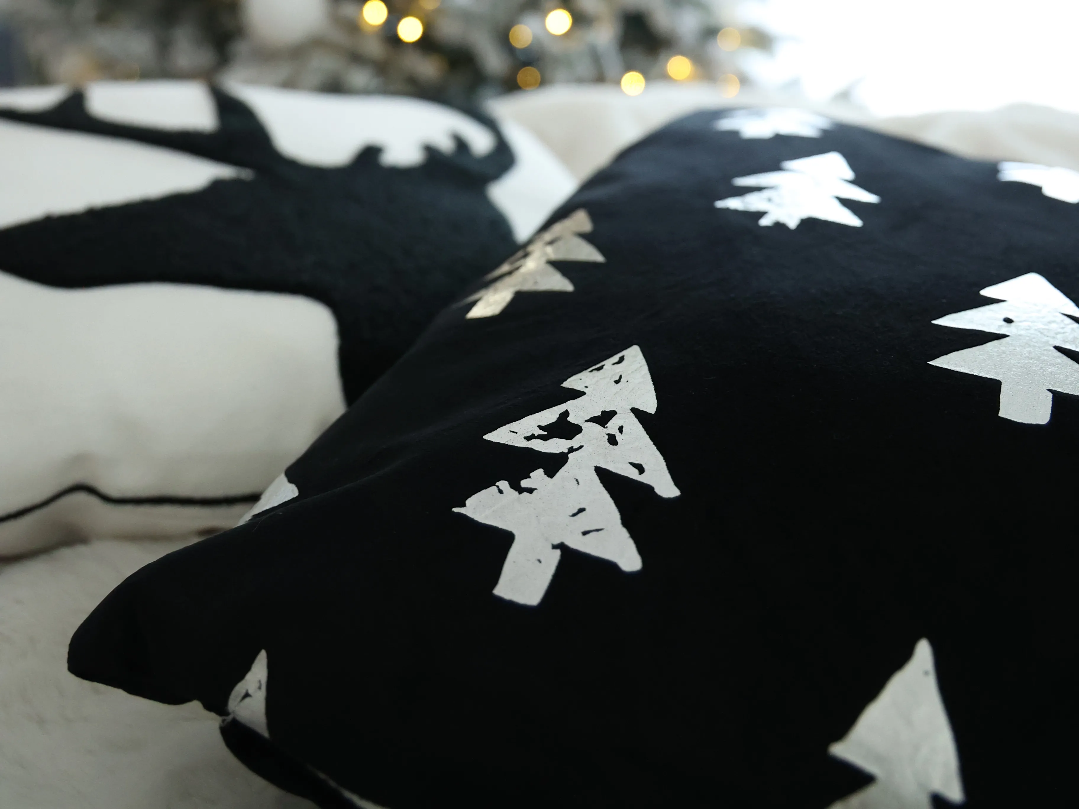 Set van 2 sierkussens SHADRACK Katoen 45 x 45 cm Wit kerstmotief