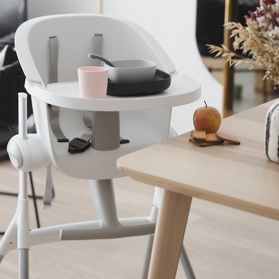 Chaise haute Up & Down   Grey / White        de               Béaba