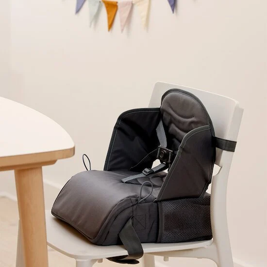 Réhausseur nomade Travel Up   Anthracite        de               Babytolove
