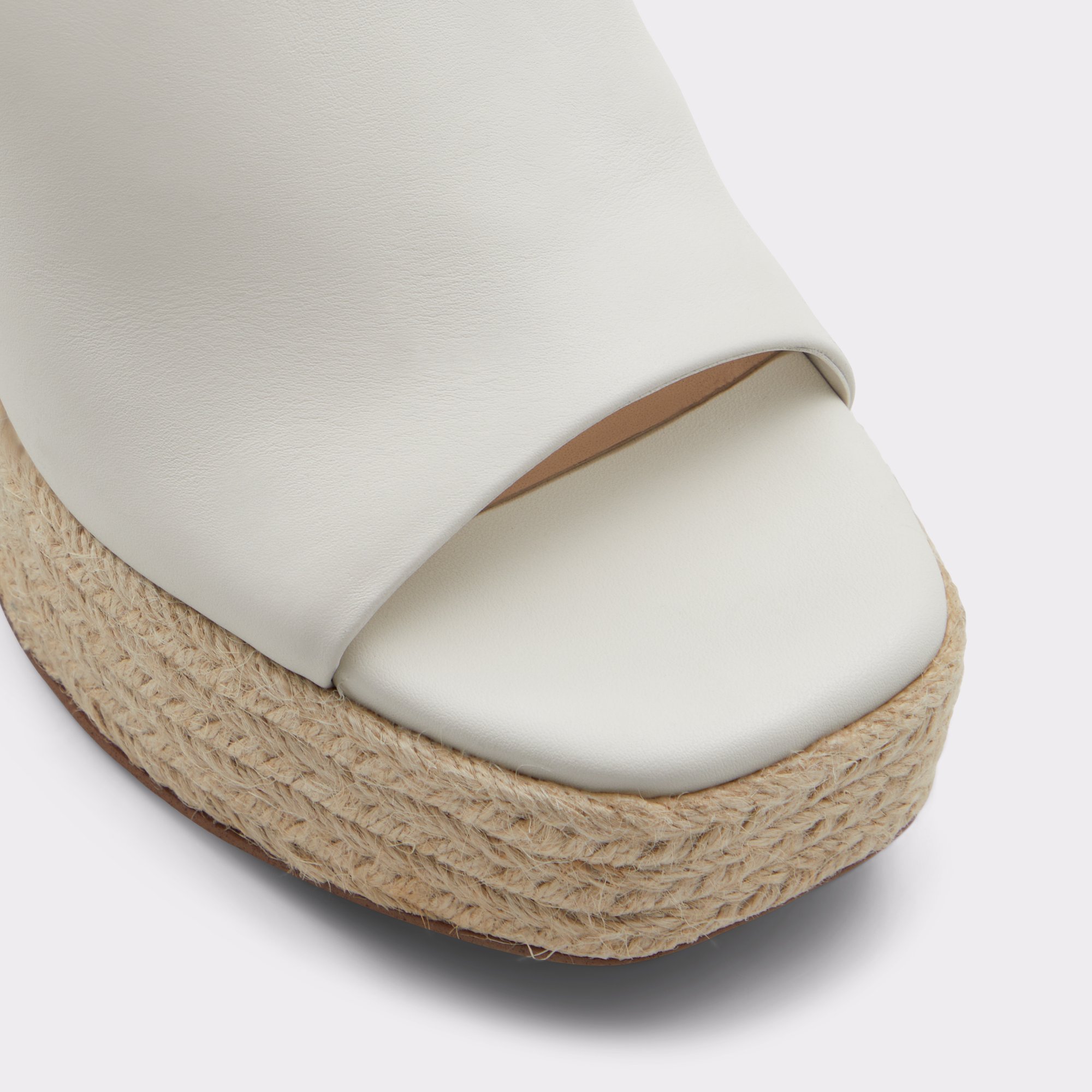 Arnensee White-Bone Women Sandals