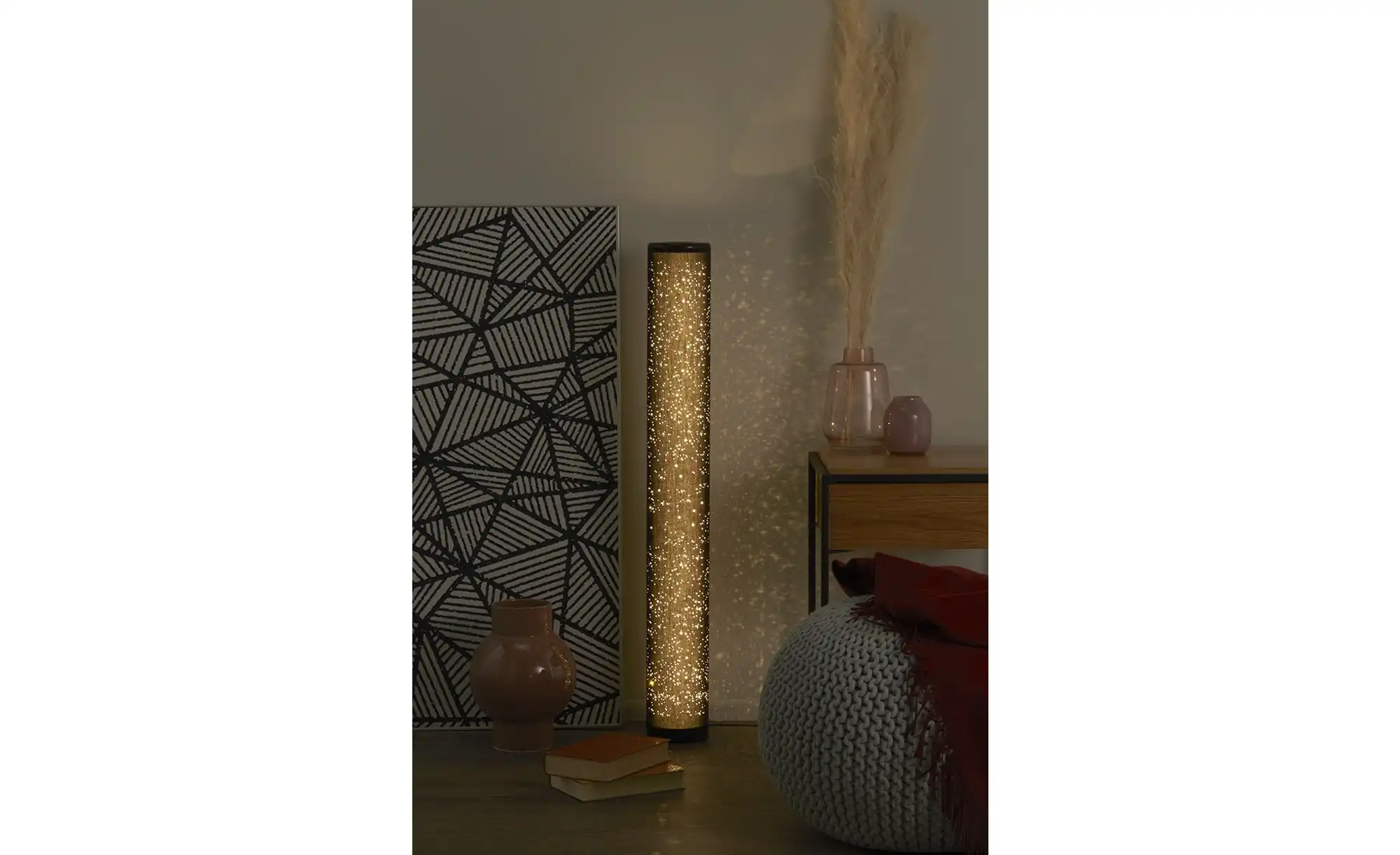 levelone LED-Stehleuchte, Stoff schwarz mit Sternenstanzung