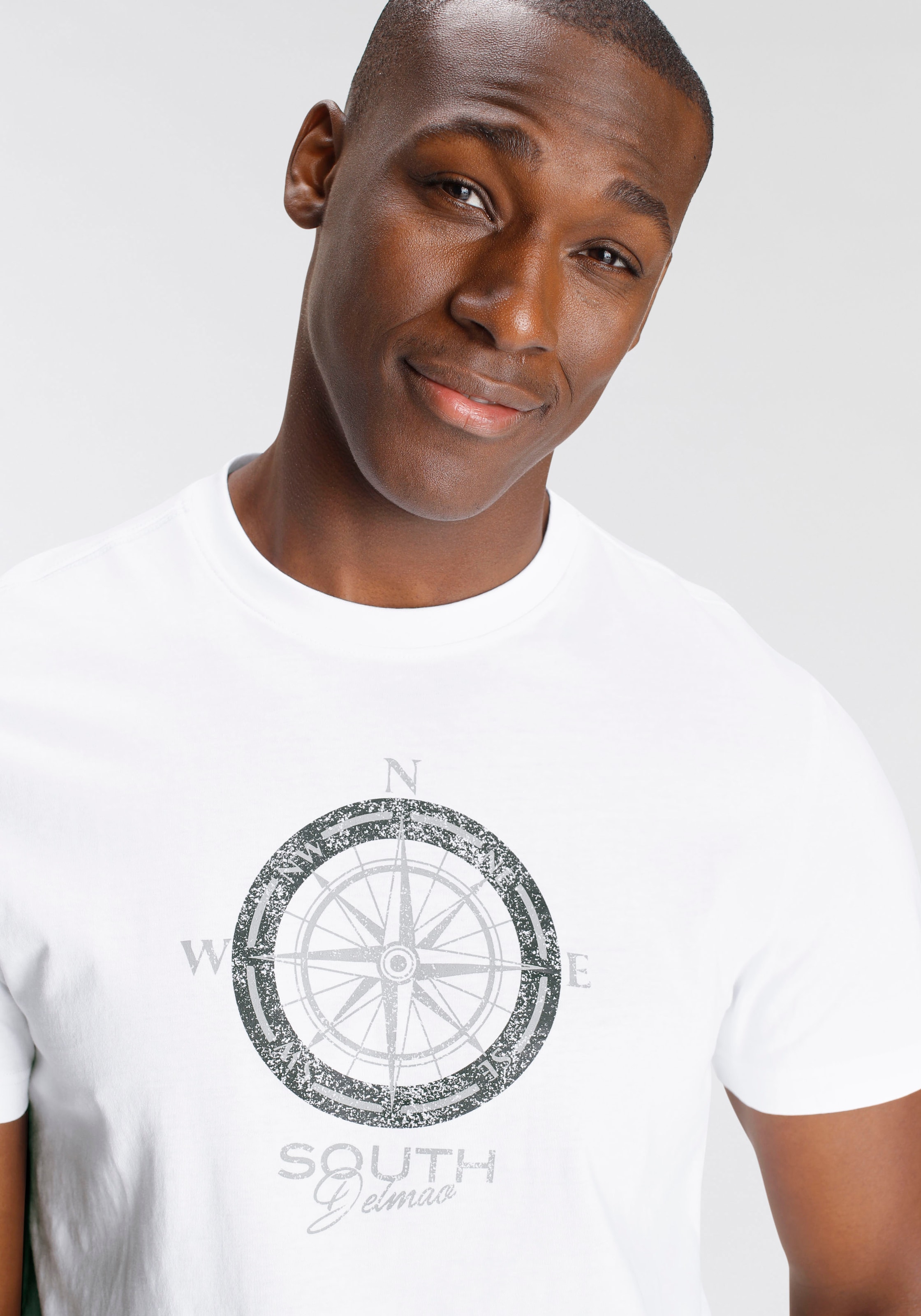 DELMAO T-Shirt , Kurzarm,  bedruckt,  Rundhals,  aus Baumwolle