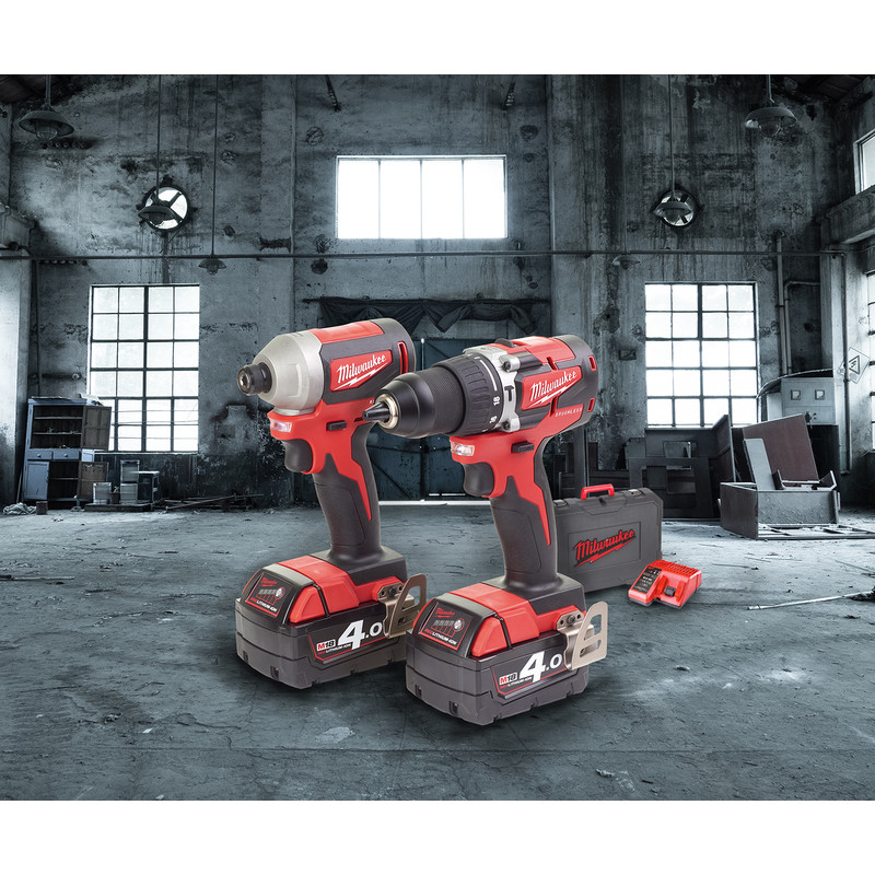 Milwaukee M18 CBLPP2A-402C combopack 18V 2x 4,0Ah Li-ion