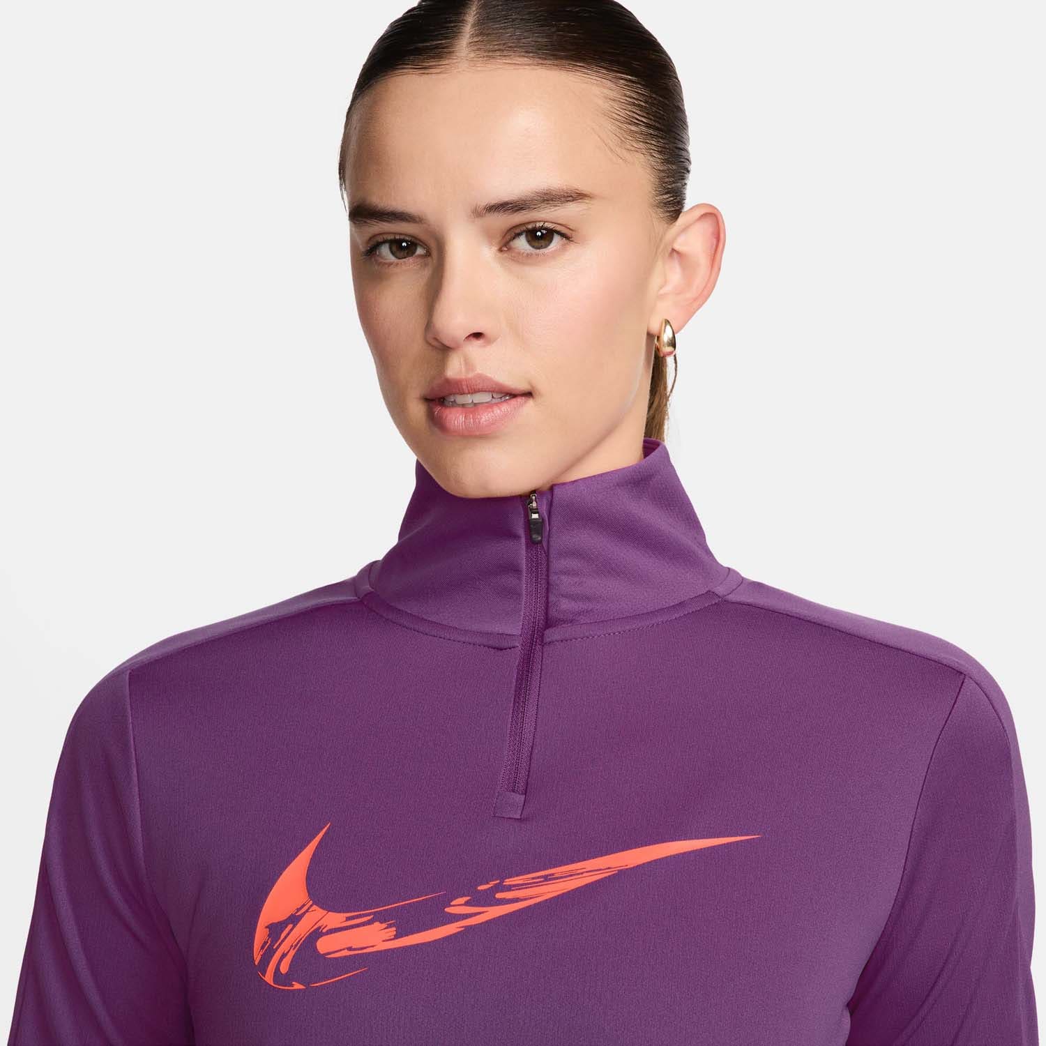 Nike  Swoosh Dri-fit 1/4 Zip Mid Layer