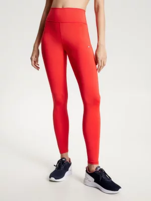 Calça legging esportiva essencial, comprimento total e modelagem justa.