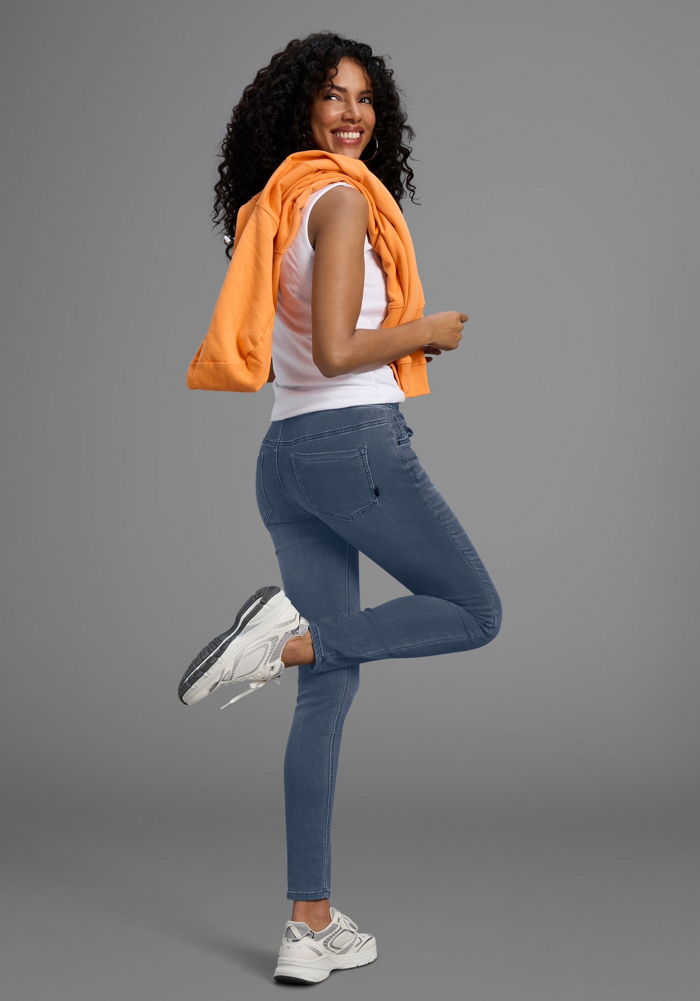 Arizona Stretch-Jeans , weites Bein,  normale Leibhöhe,  knöchellang,  mit Used-Waschung