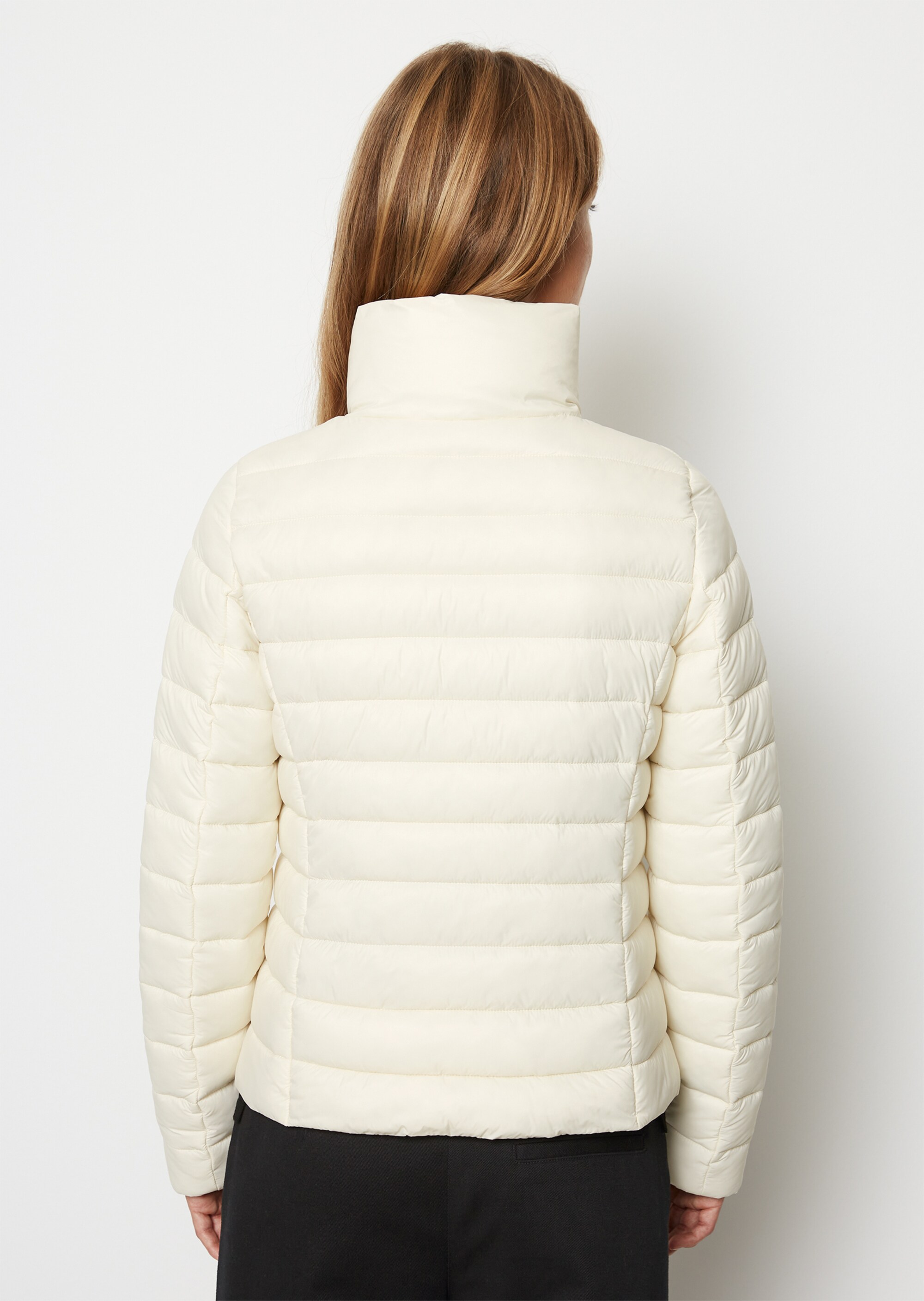 Steppjacke fittedmit wasserabweisender Oberfläche