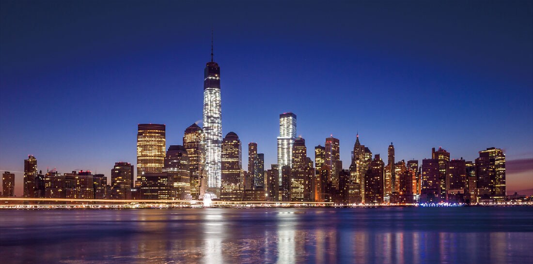 LED-Bild, Leinwandbild Wandbild Leuchtbild, Timer MVG-zertifiziert ~ 100x50cm One World Trade Center, flackernd