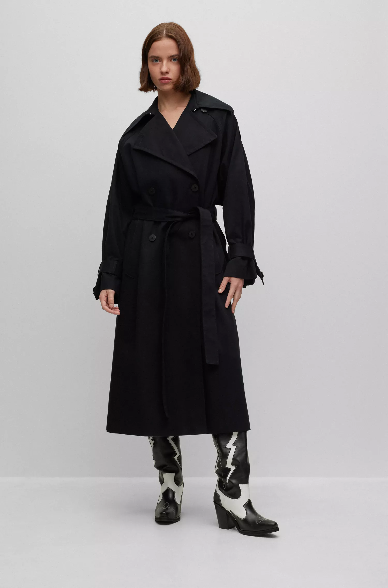 Trench coat HUGO vermelho de abotoamento duplo em algodão elástico.
