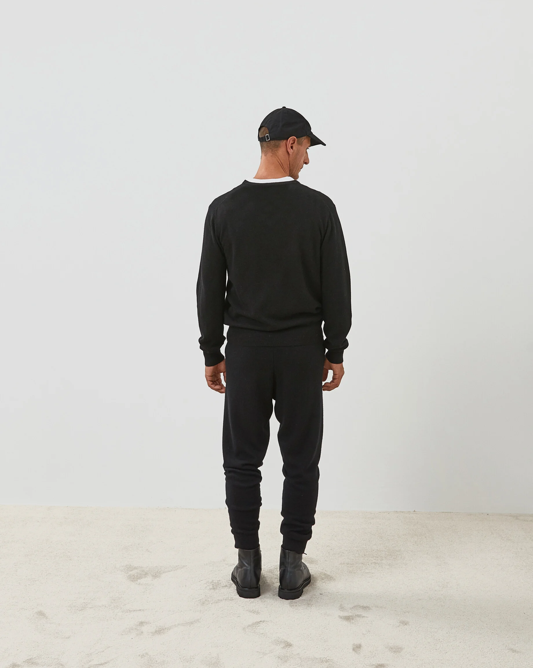 Pull homme col v en cachemire 2 fils | Noir