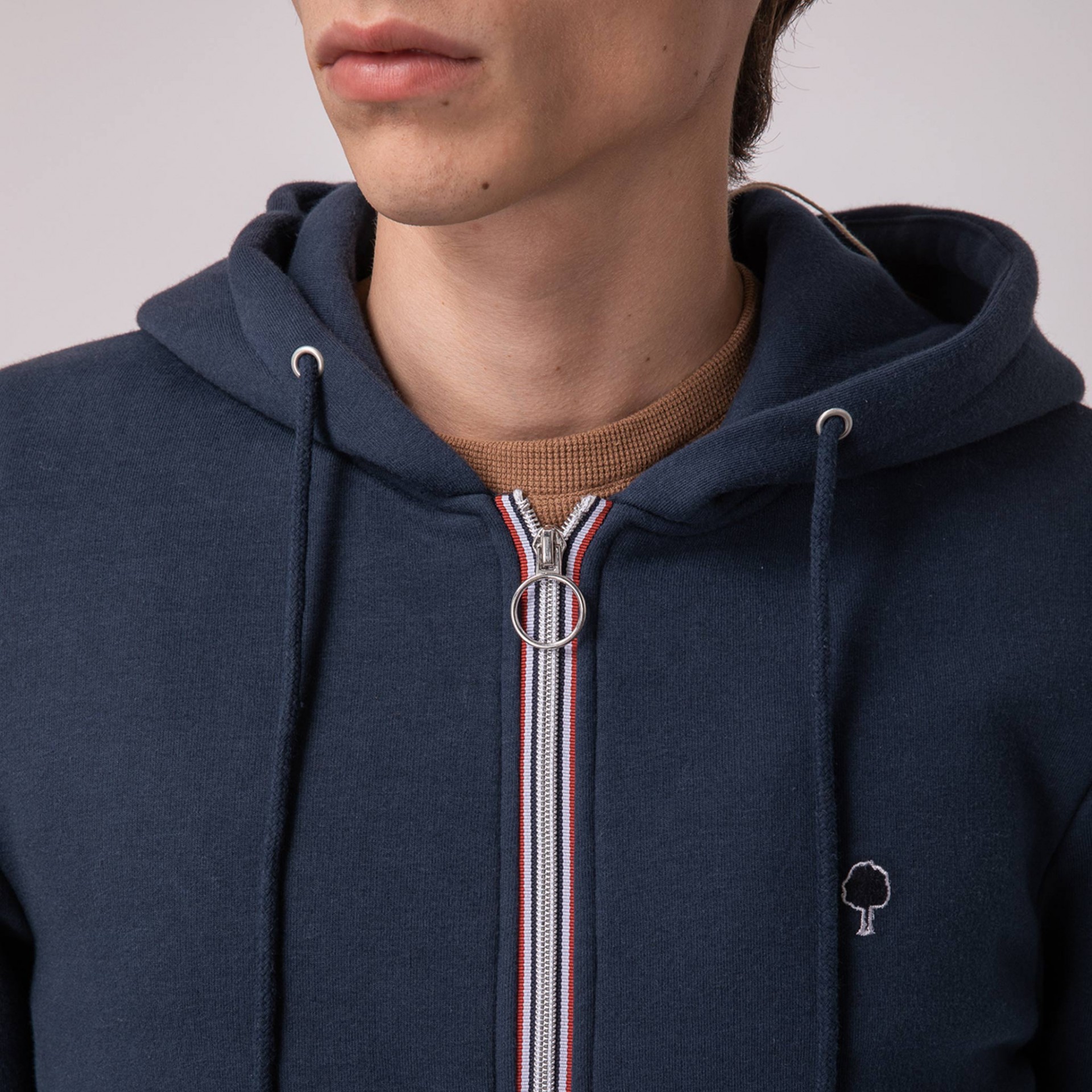 Sweat à capuche zippé bleu marine coton et polyester recyclé - modèle Mesnil