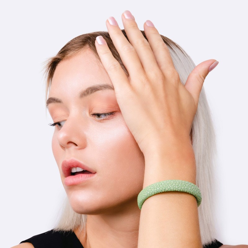 Bracelet Galuchat vert 10