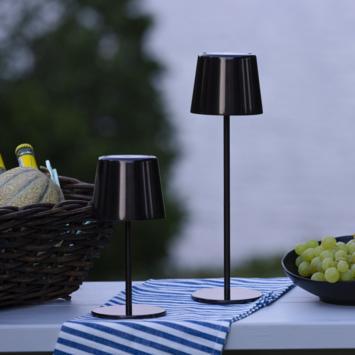 Brilliant USB oplaadbare buitenlamp Xaana 2W zwart