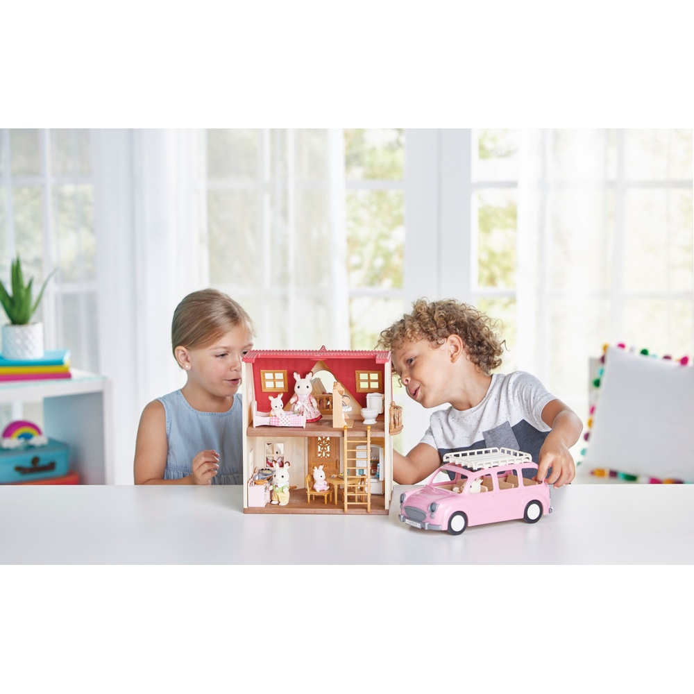 Sylvanian Families Gemütliches Häuschen mit rotem Dach