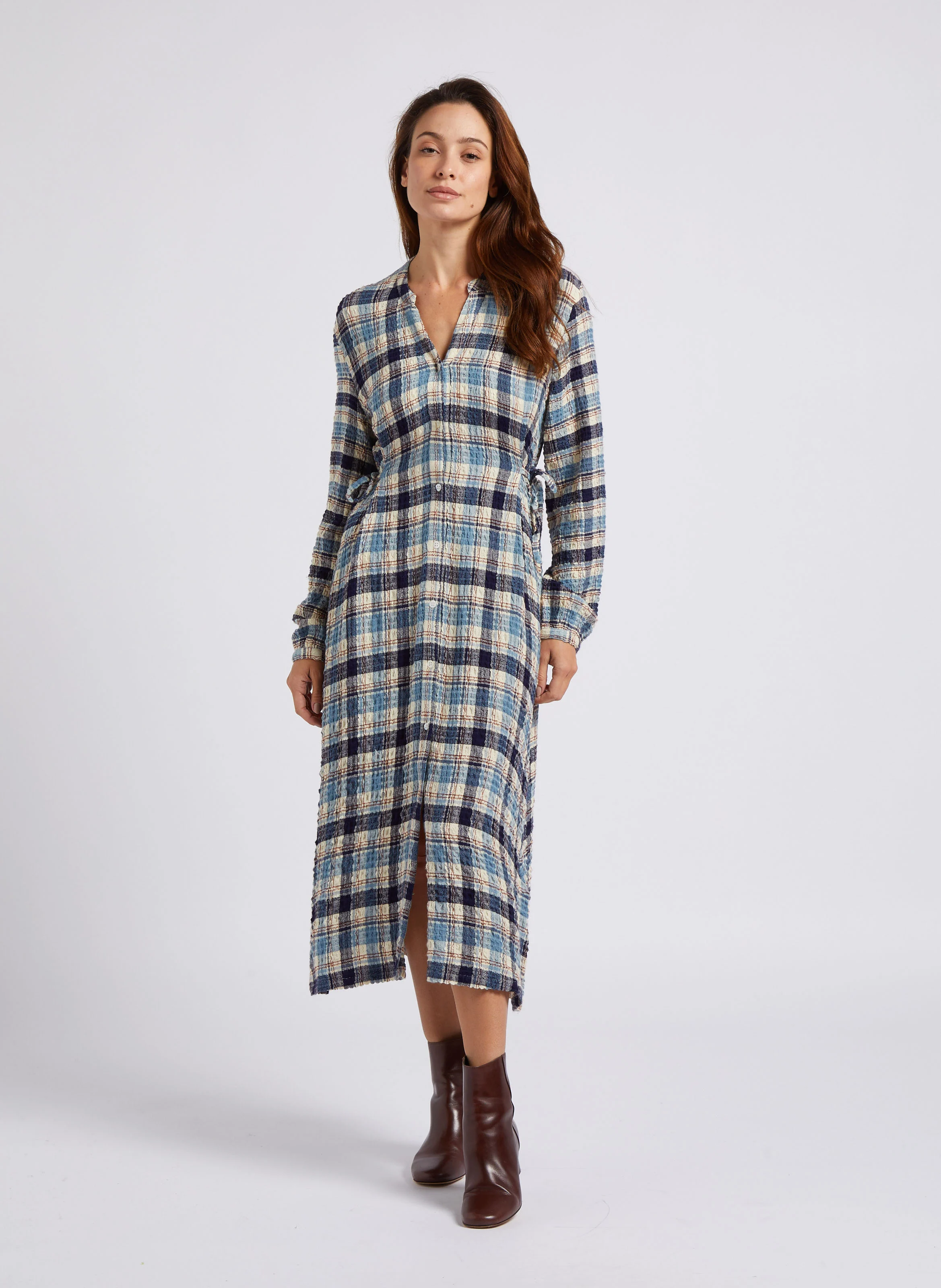 Robe longue droite à col V | Beige