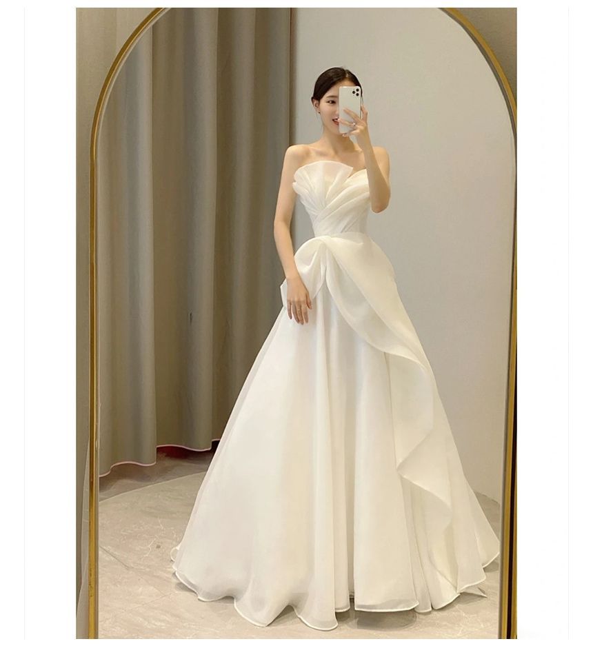 DreesHouse - Strapless A-lijn trouwjurk met smokwerk