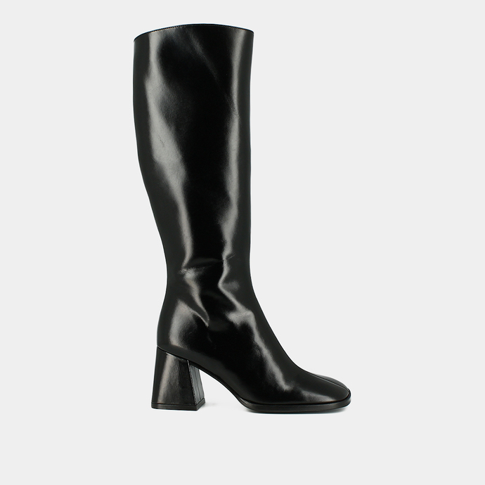 Bottes à bouts carrés et talons épais  en cuir noir