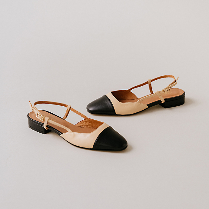 Ballerines ouvertes  en cuir noir et beige