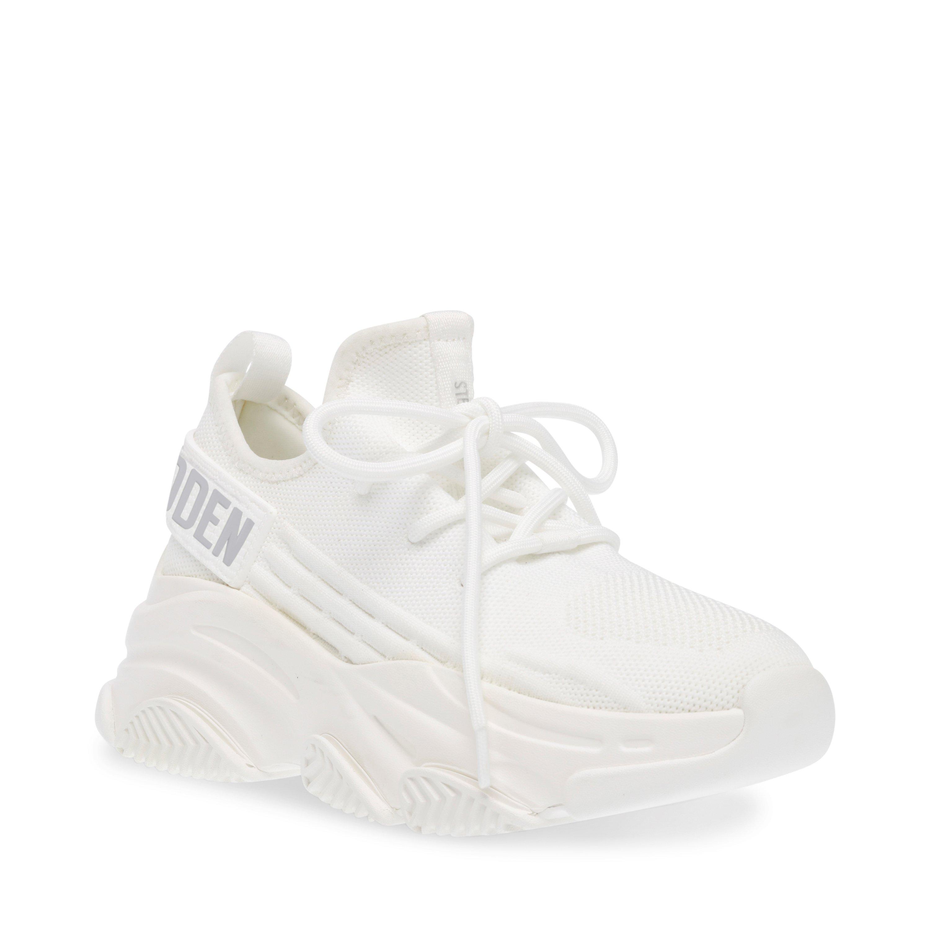 Steve Madden Protege e Sneakers.