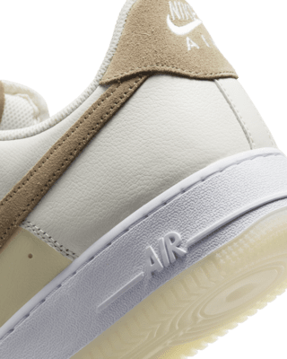 Nike Air Force 1 '07 LV8 Herenschoenen