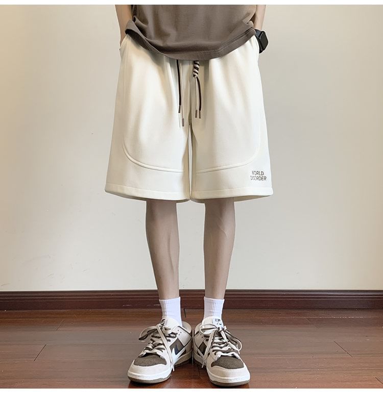FOEV - Sweatshorts met trekkoord en letters