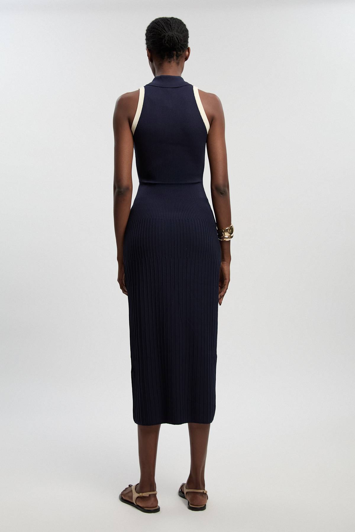 KarenMillen Robe Midi Sans Manches En Maille Côtelée Petite Taille À Blocs De Couleurs Militaires
