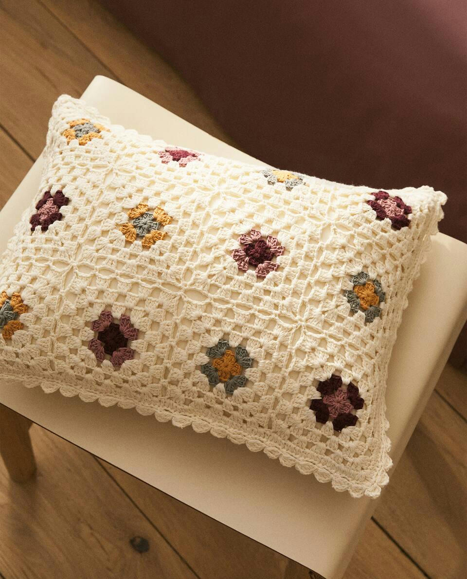 CAPA DE ALMOFADA INFANTIL DE CROCHÊ