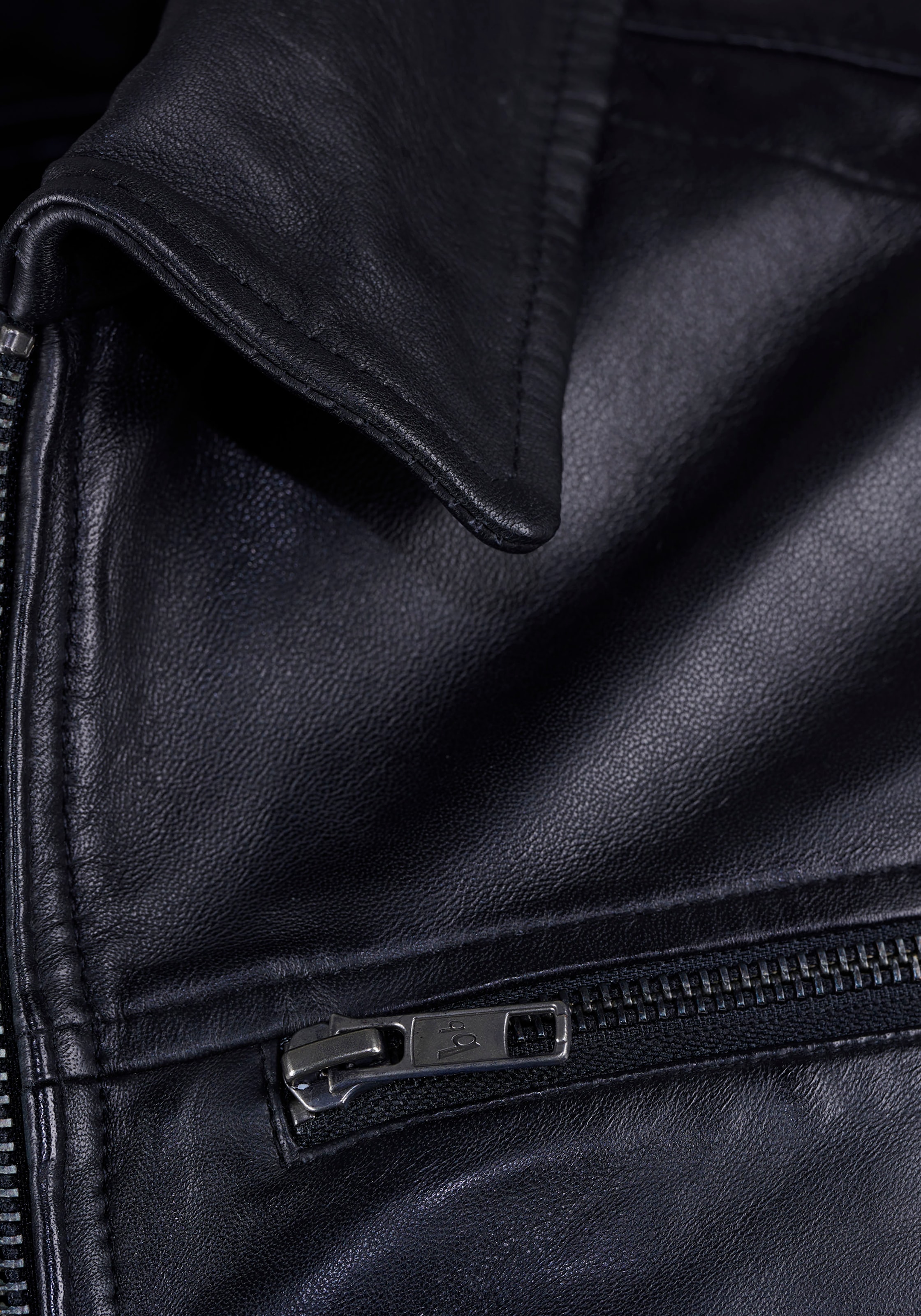 Bruno Banani Lederjacke »William« aus Lammnappaleder,  mit Reissverschlusstaschen,  schmal geschnitten