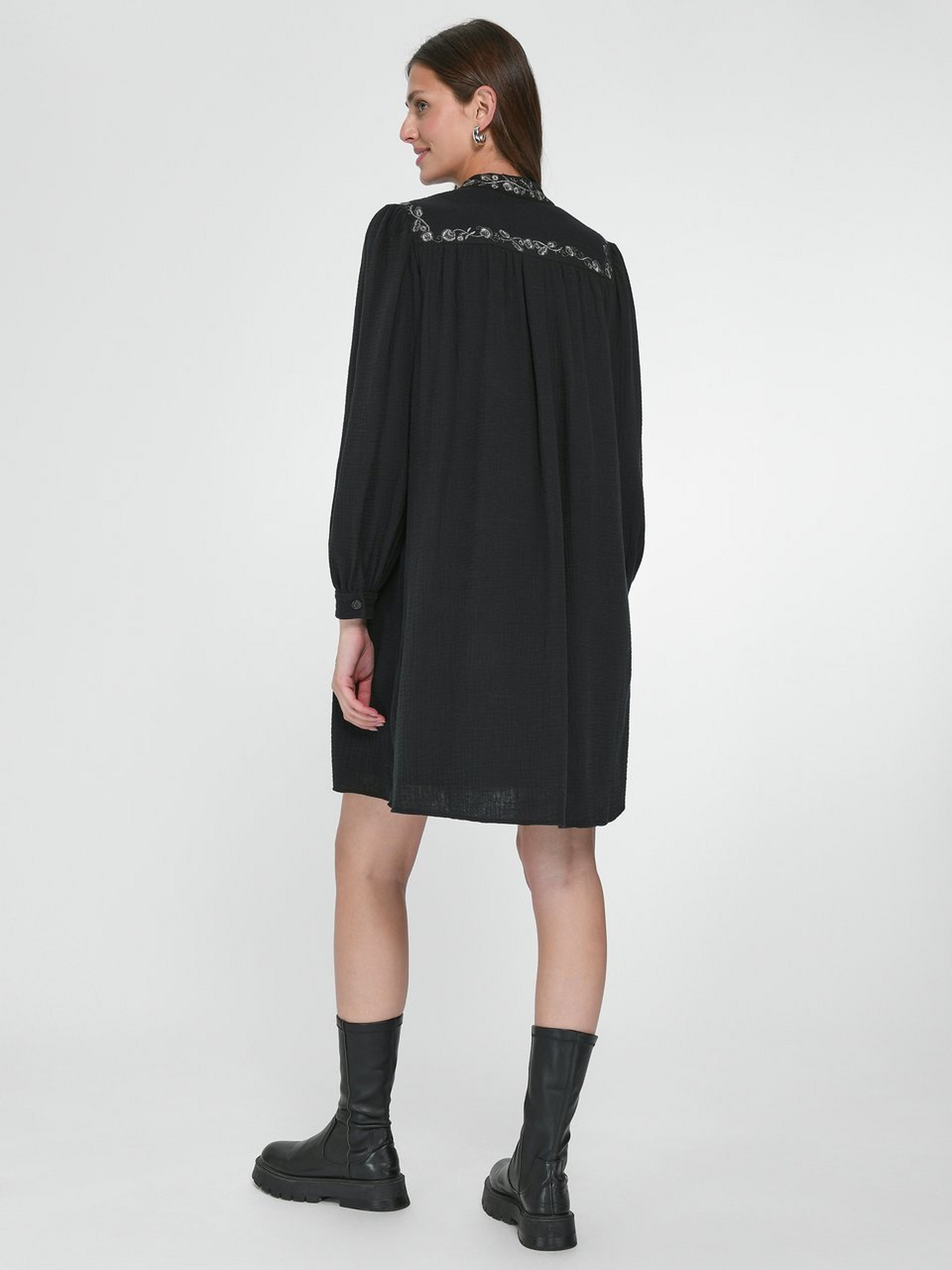 Kleid