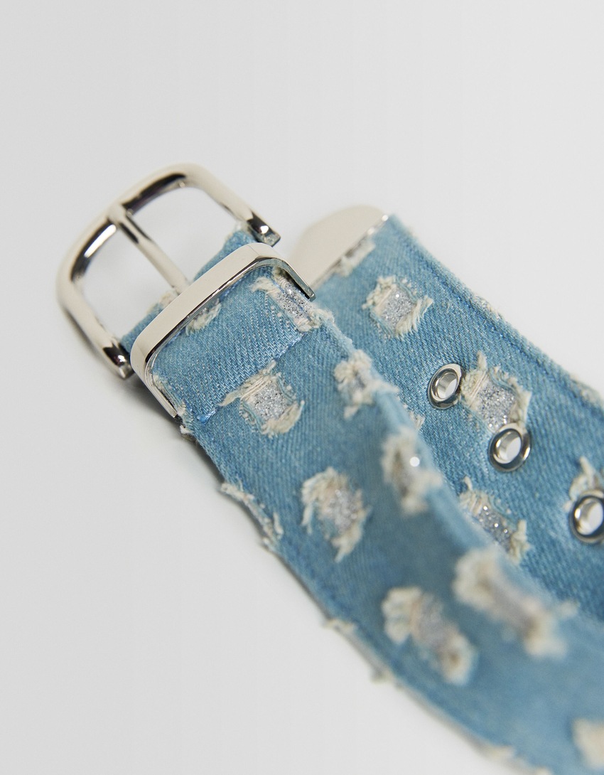 cinto de jeans rasgado