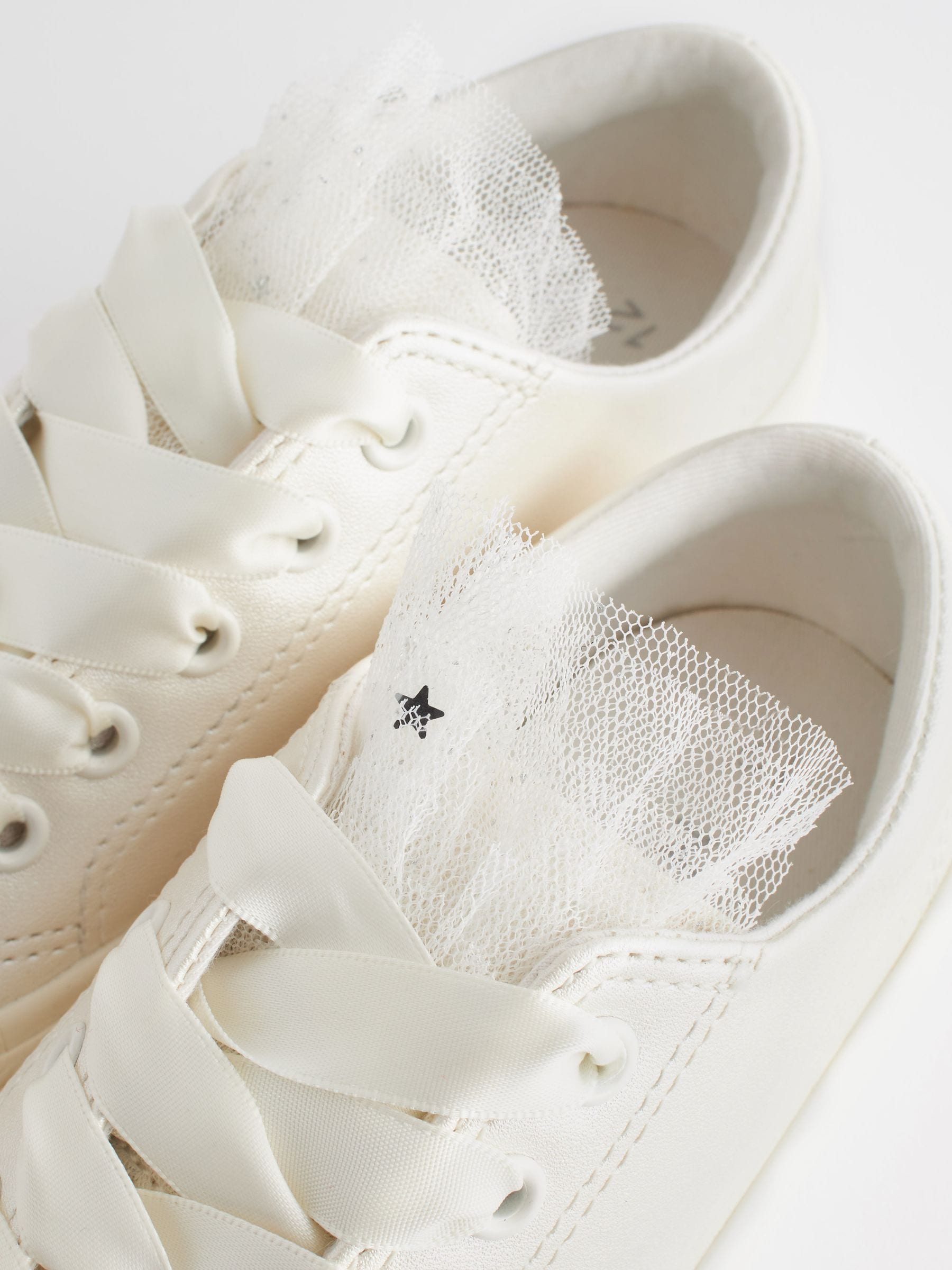 Wit - Gelegenheids-Tulle trainers met Vetersluiting