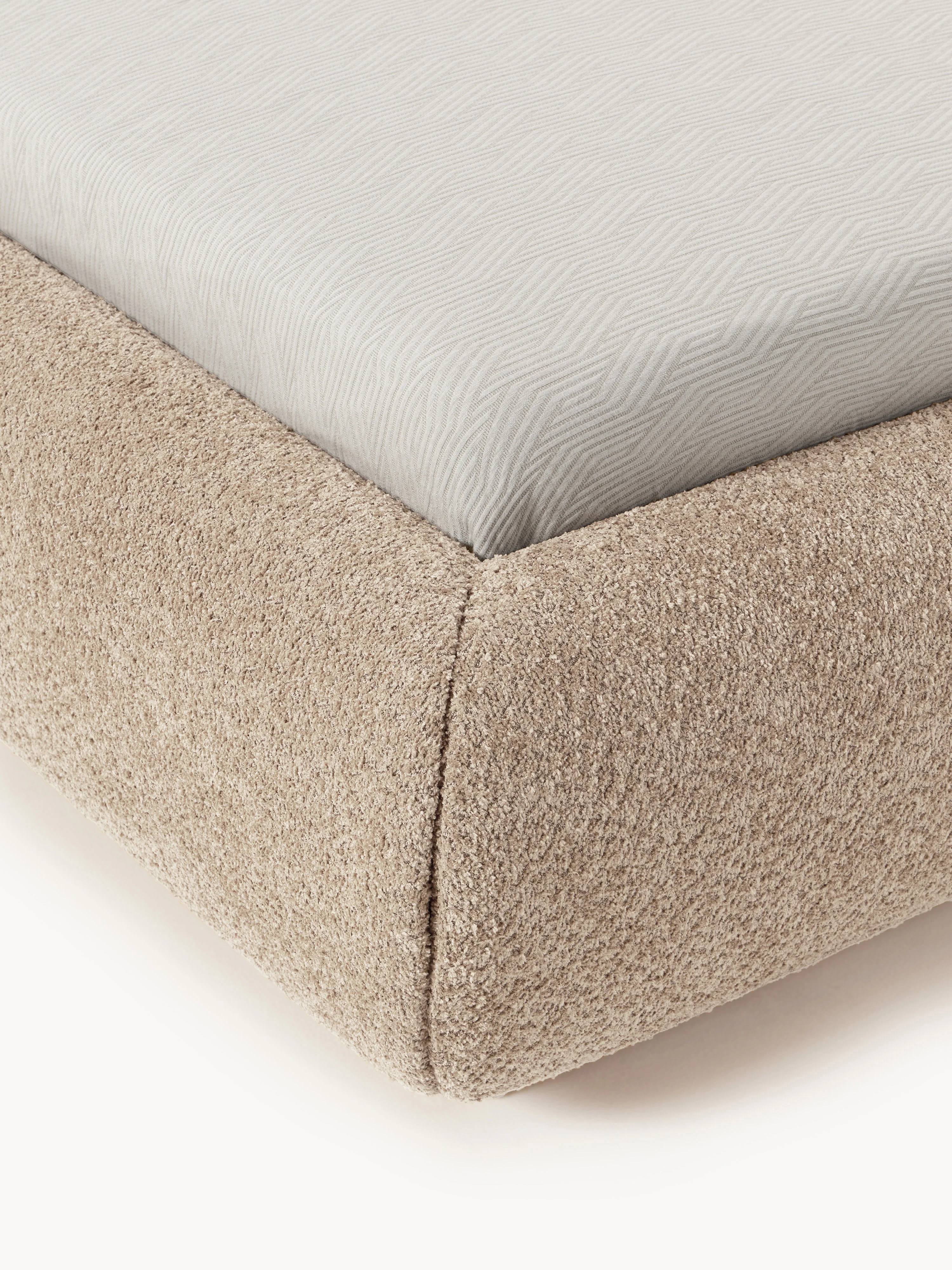 Gestoffeerd bed Alba van teddy bouclé met opbergruimte