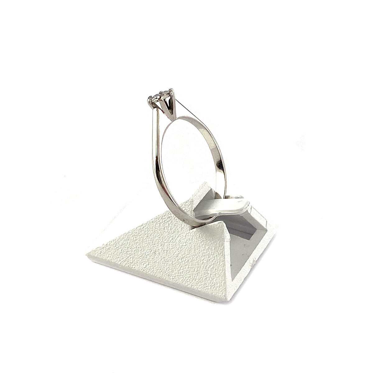 Solitaire d'occasion or 750 blanc diamant