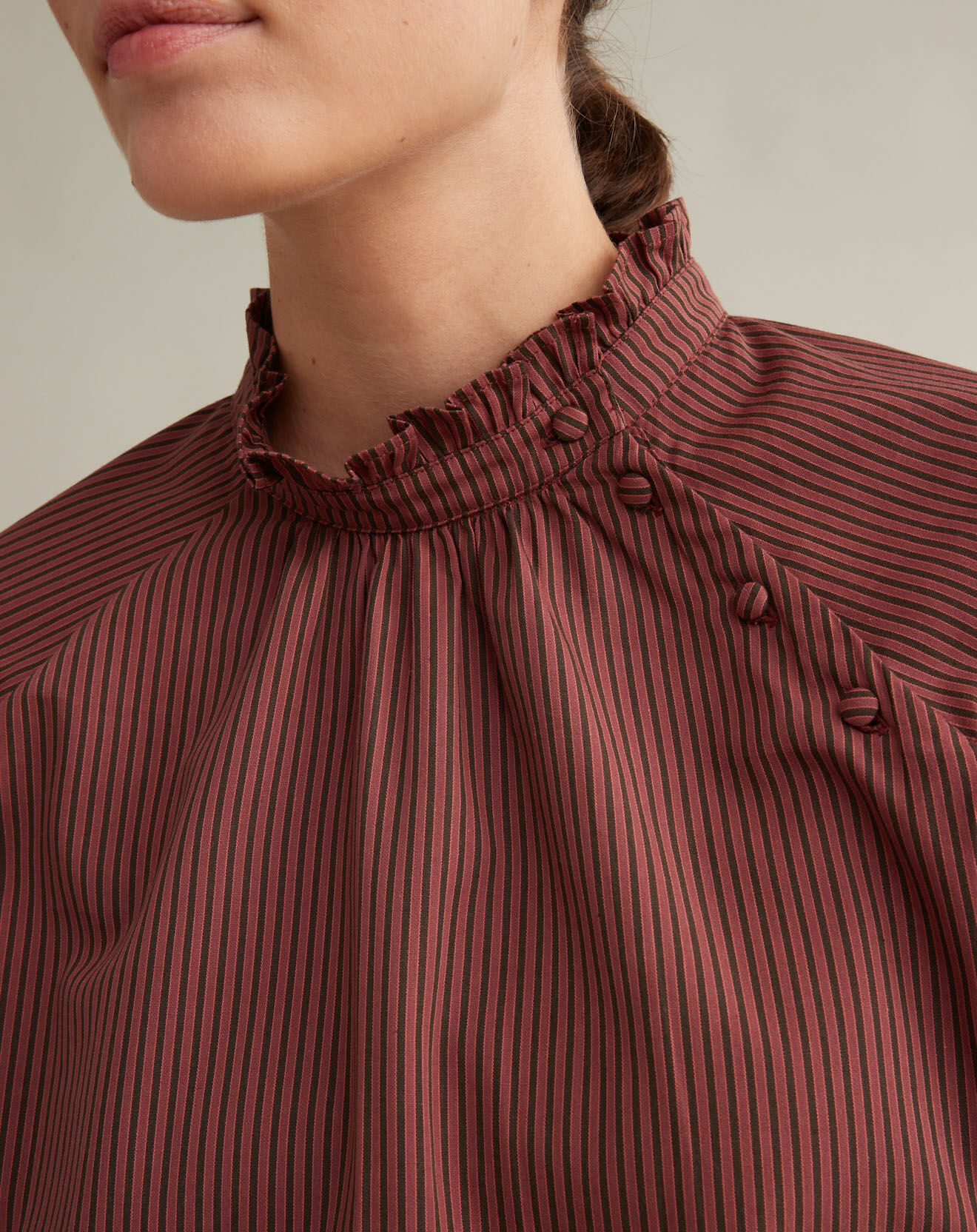 Cyrillus Blouse rayée col volanté rouge foncé
