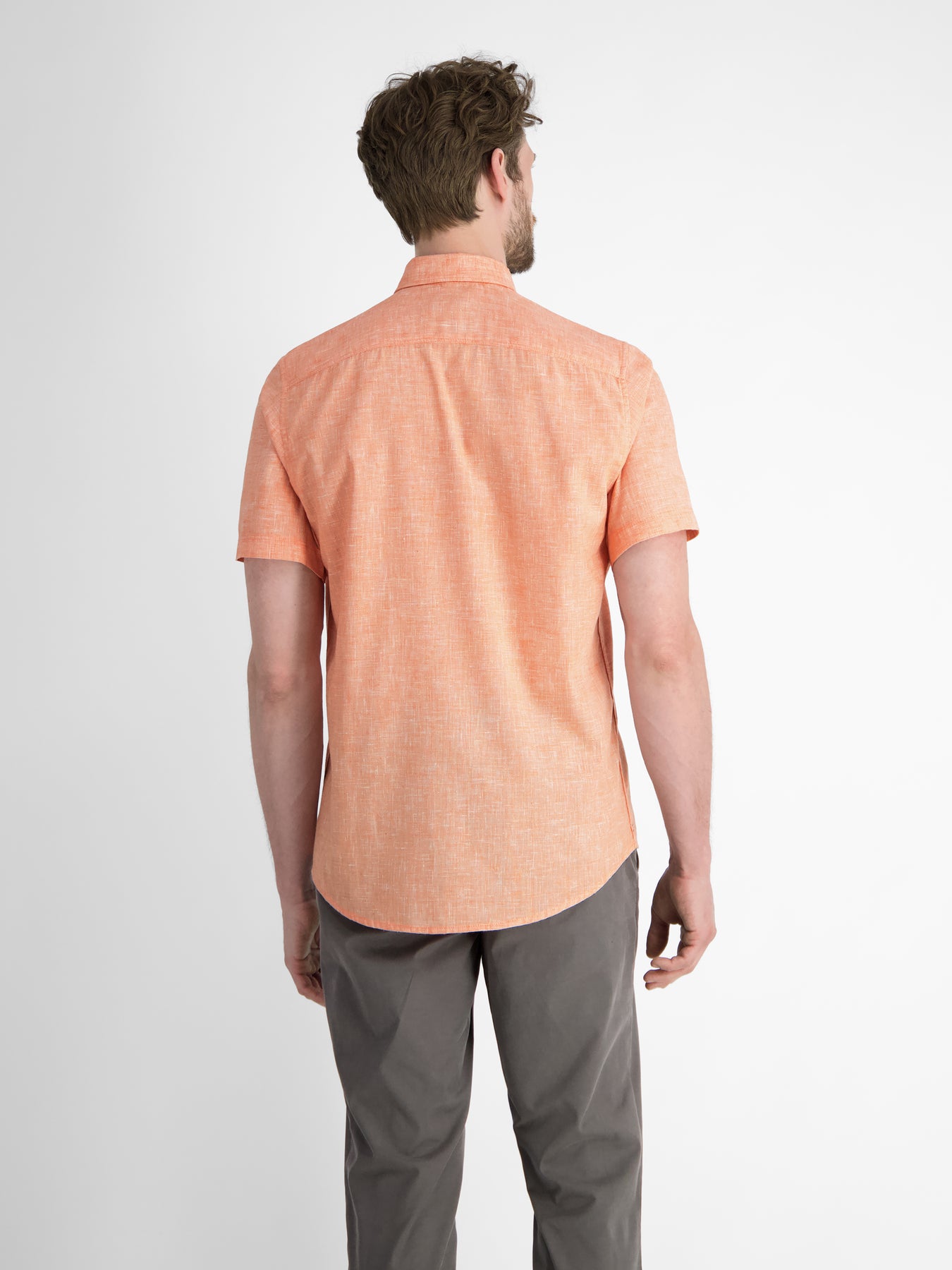 Kurzarmhemd mit verdecktem Button-down-Kragen