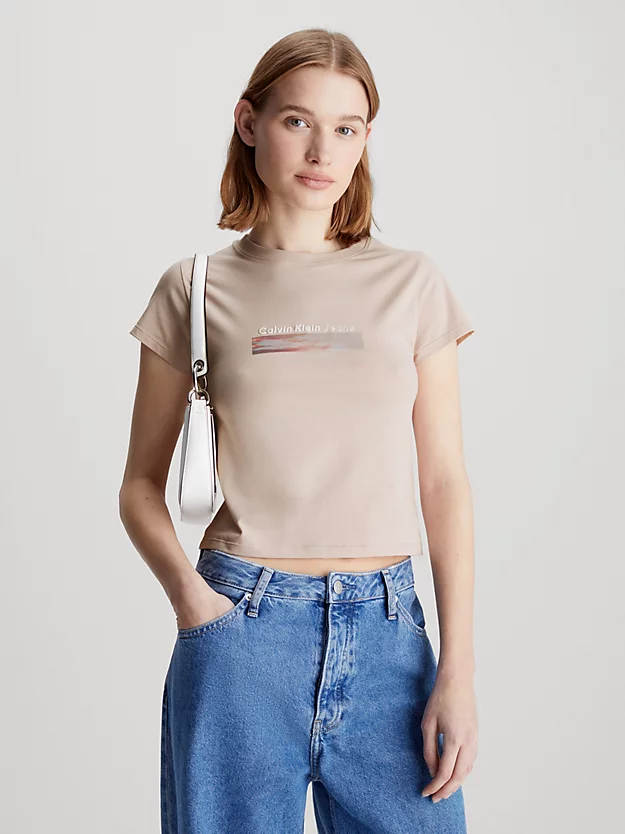 Camiseta de corte justo com logo
